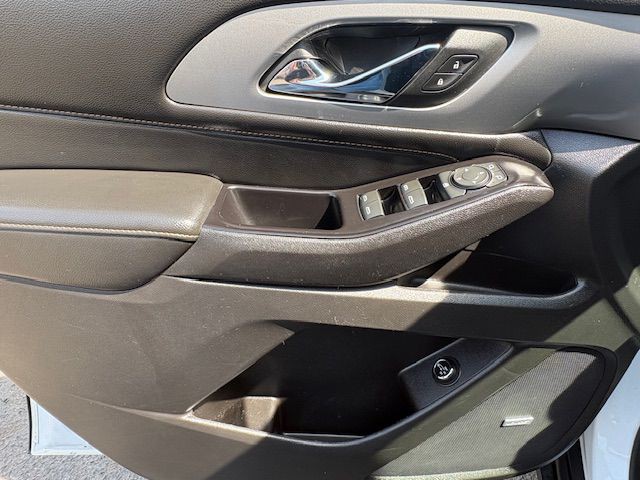 2018 Chevrolet Traverse Image 14