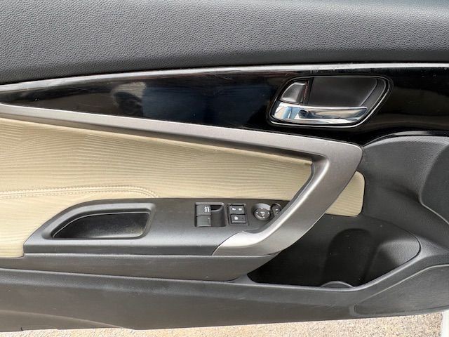 2017 Honda Accord Image 13