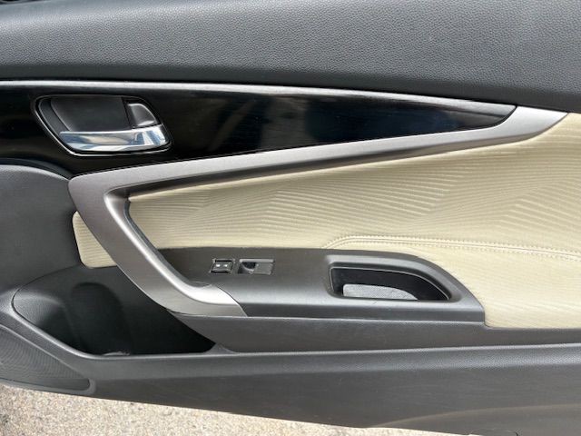 2017 Honda Accord Image 17