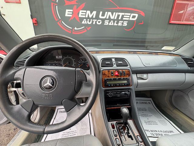 1999 Mercedes-Benz CLK-Class Image 17