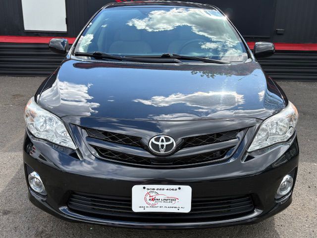 2011 Toyota Corolla Image 8