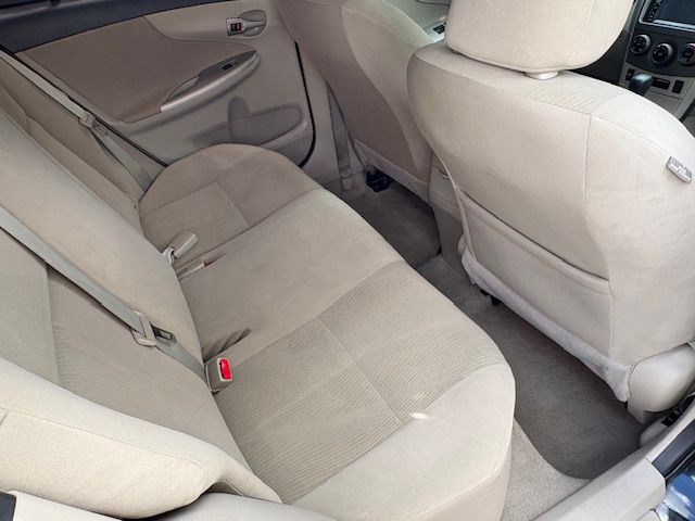 2011 Toyota Corolla Image 19