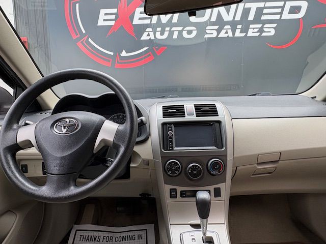 2011 Toyota Corolla Image 21