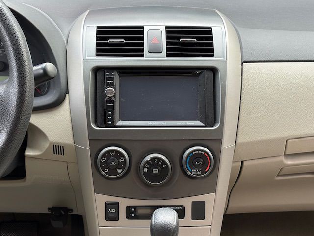 2011 Toyota Corolla Image 24