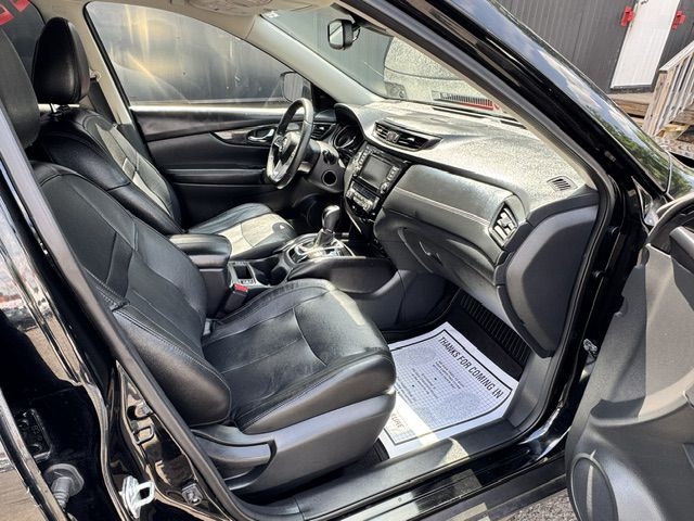2018 Nissan Rogue Image 15