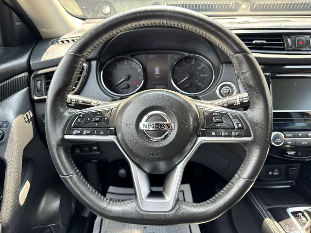 2018 Nissan Rogue Image 23