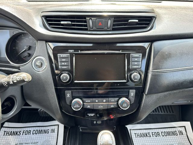 2018 Nissan Rogue Image 24