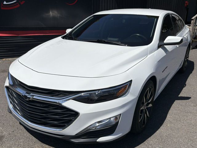 2021 Chevrolet Malibu Image 1
