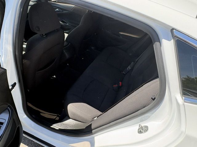 2021 Chevrolet Malibu Image 11