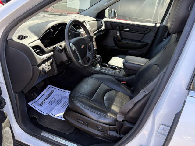2016 Chevrolet Traverse Image 12