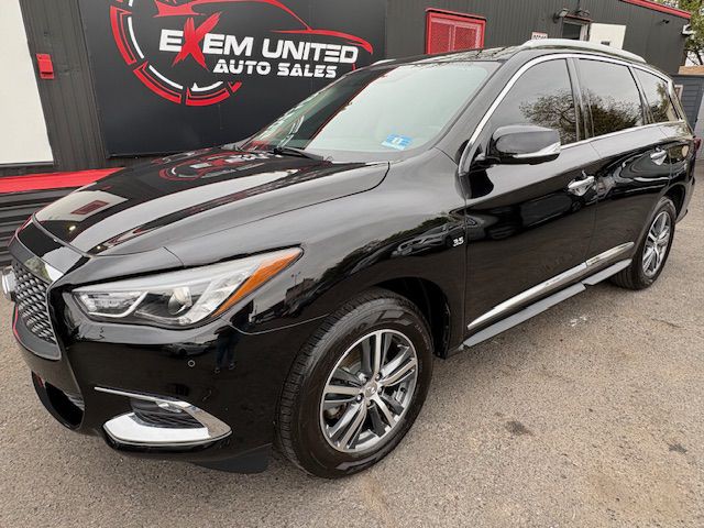 2017 INFINITI QX60 Image 2