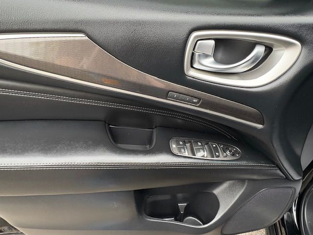2017 INFINITI QX60 Image 7