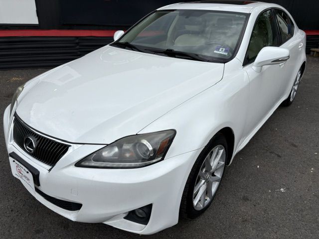 2011 Lexus IS Image 1