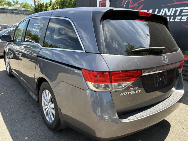 2015 Honda Odyssey Image 4