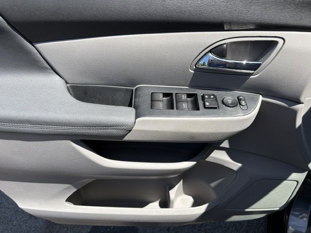 2015 Honda Odyssey Image 14