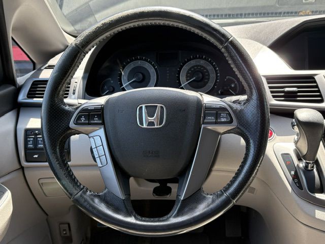 2015 Honda Odyssey Image 27