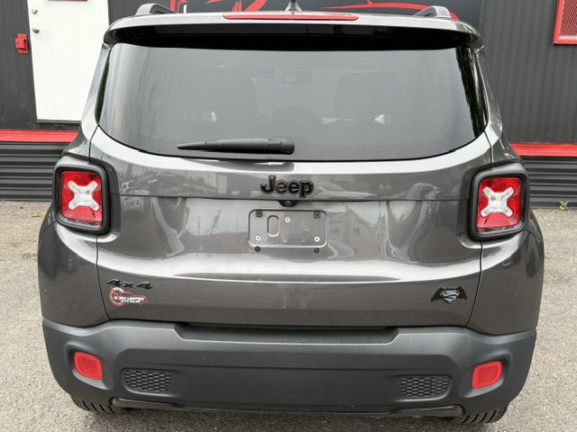 2016 Jeep Renegade Image 9