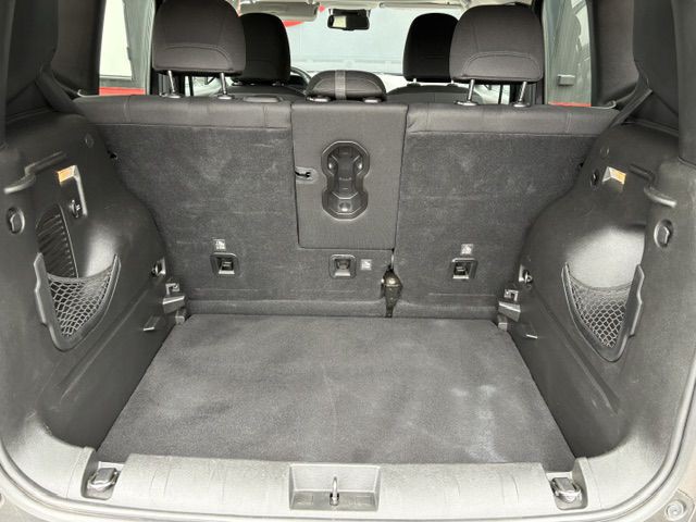 2016 Jeep Renegade Image 10