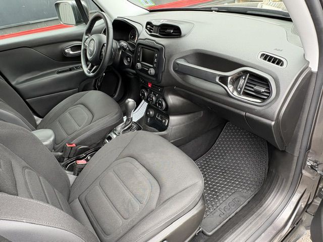 2016 Jeep Renegade Image 18