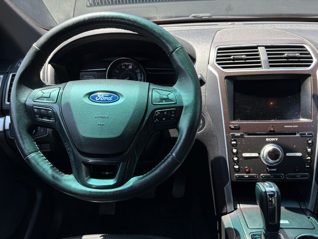 2017 Ford Explorer Image 27