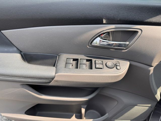 2015 Honda Odyssey Image 14
