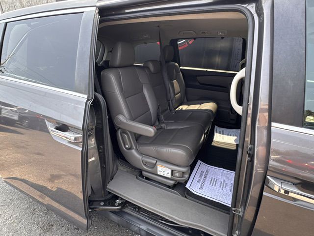 2015 Honda Odyssey Image 21