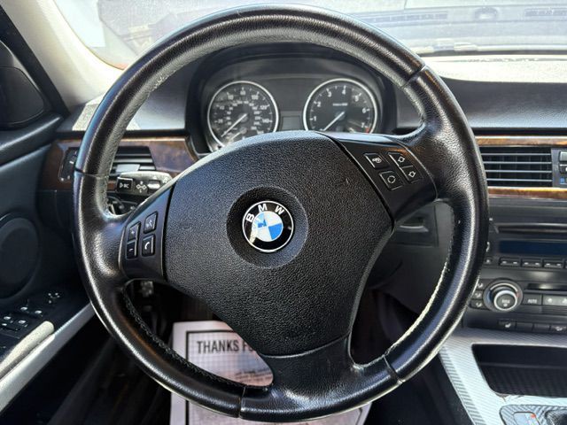 2009 BMW 3 Series Image 23