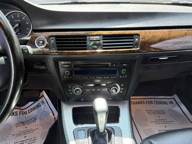 2009 BMW 3 Series Image 24