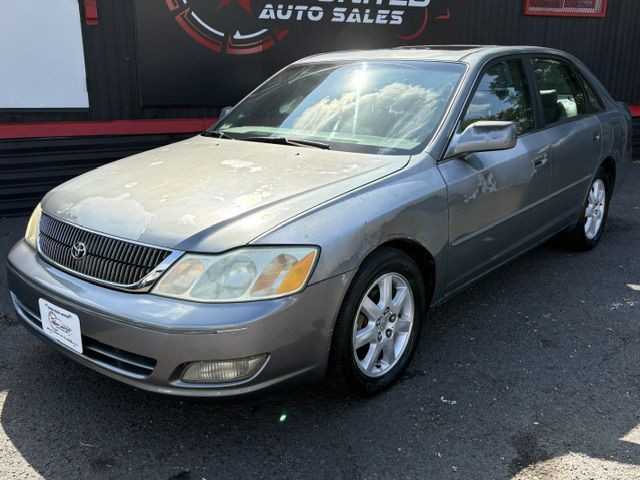 2001 Toyota Avalon Image 1
