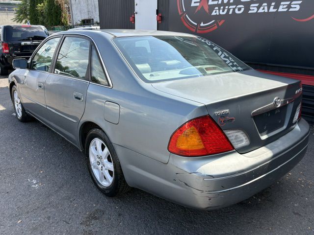 2001 Toyota Avalon Image 4