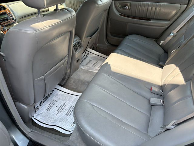 2001 Toyota Avalon Image 15
