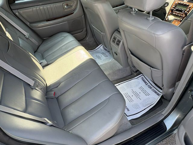 2001 Toyota Avalon Image 21
