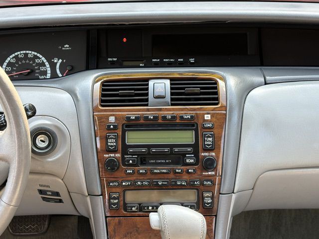 2001 Toyota Avalon Image 26