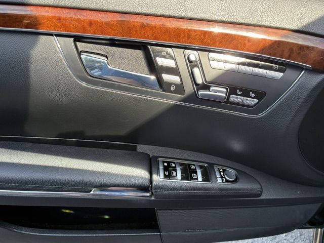 2013 Mercedes-Benz S-Class Image 13