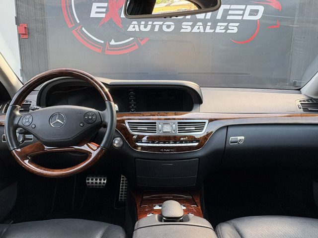 2013 Mercedes-Benz S-Class Image 24