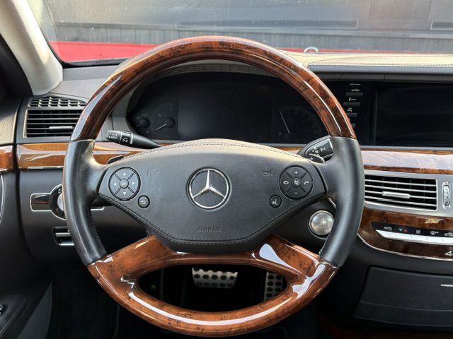 2013 Mercedes-Benz S-Class Image 26