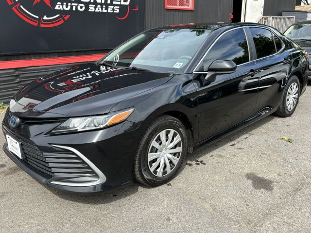 2022 Toyota Camry Image 2