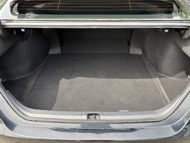 2022 Toyota Camry Image 10