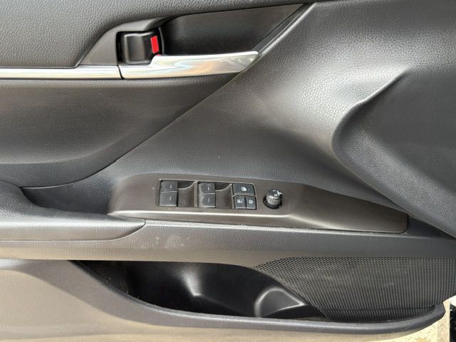 2022 Toyota Camry Image 13