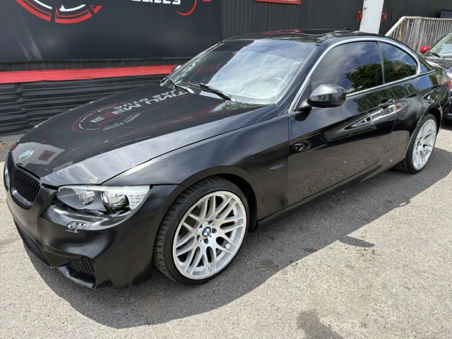 2013 BMW 3 Series Image 1