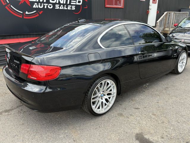 2013 BMW 3 Series Image 7