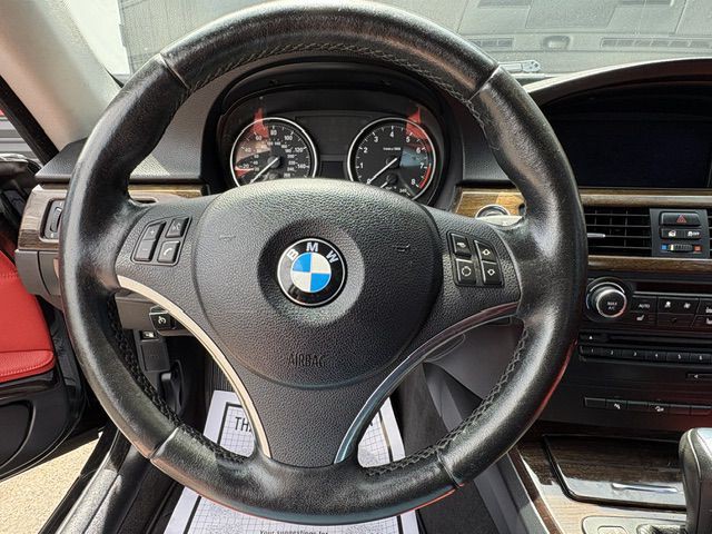 2013 BMW 3 Series Image 20