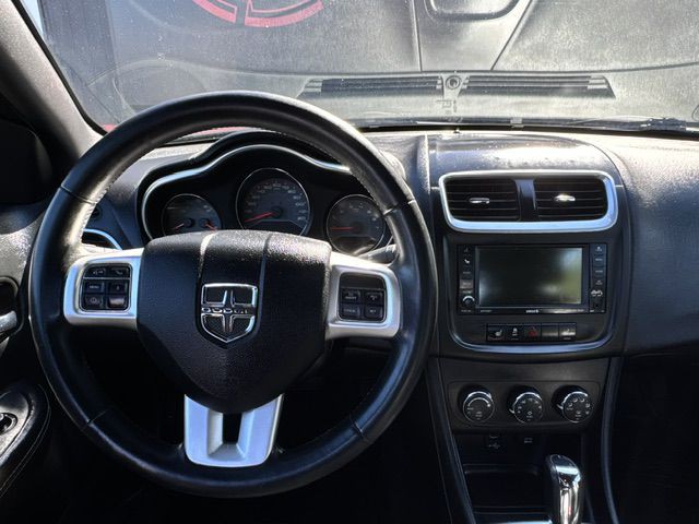 2014 Dodge Avenger Image 24