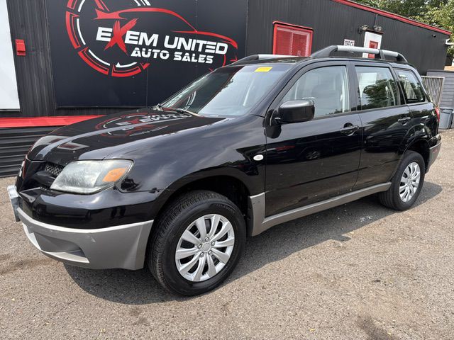 2003 Mitsubishi Outlander Image 2