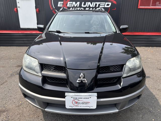 2003 Mitsubishi Outlander Image 8