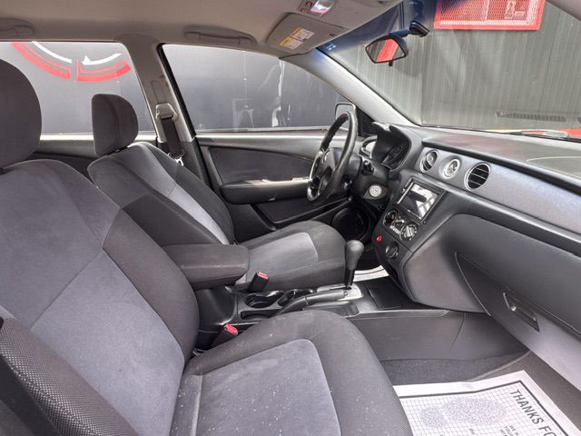2003 Mitsubishi Outlander Image 18