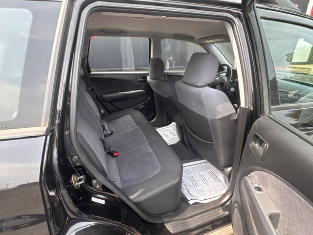 2003 Mitsubishi Outlander Image 20