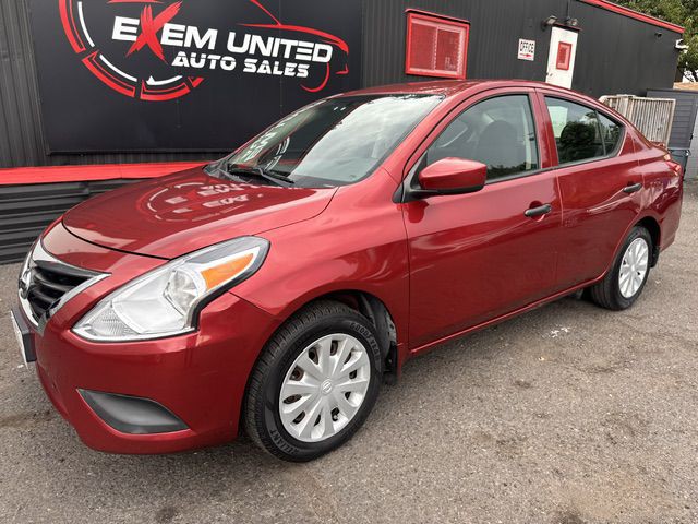 2016 Nissan Versa Image 2