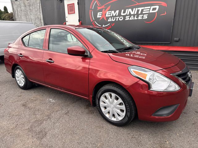 2016 Nissan Versa Image 5