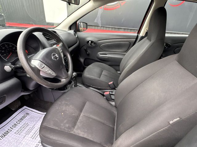 2016 Nissan Versa Image 11